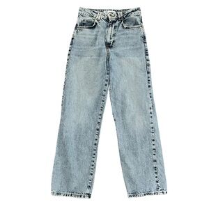 Zara Z1975 High-Rise Straight Leg Jeans in a light wash. Size 6